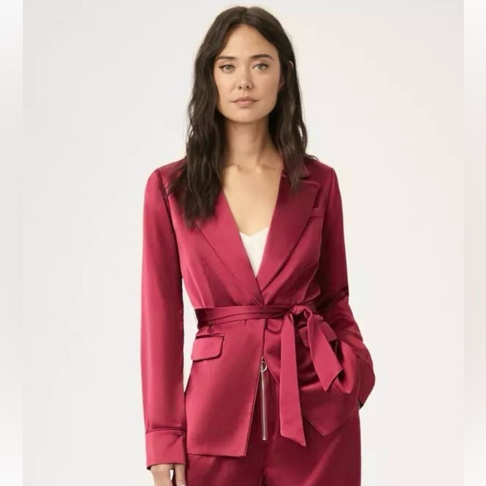Nwt Paige Havenn Satin Belted Blazer